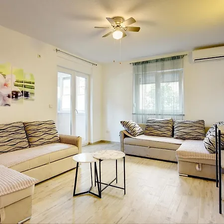 Apartment Mores